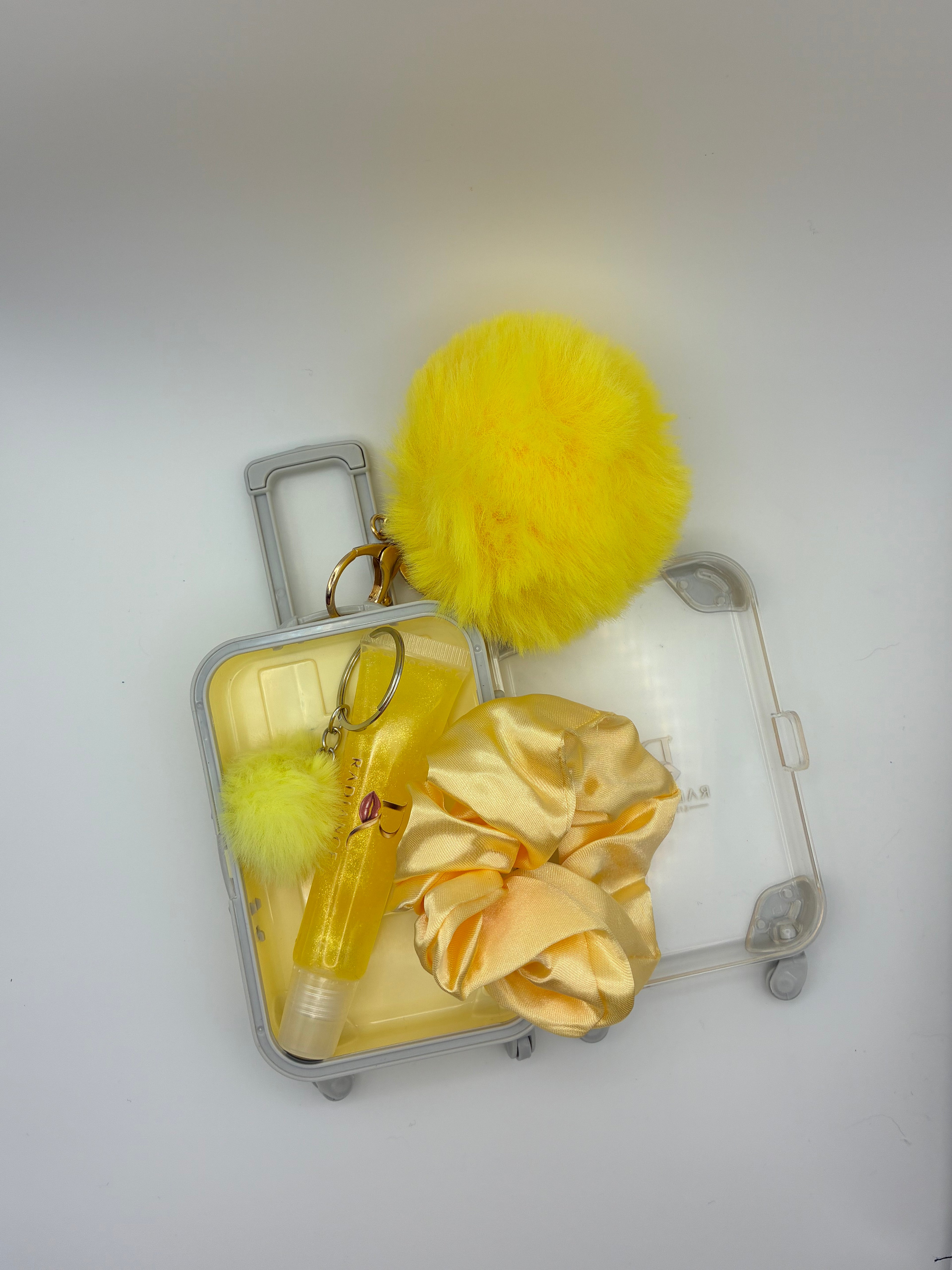 Radiance Getaway Collection: Maui Pineapple