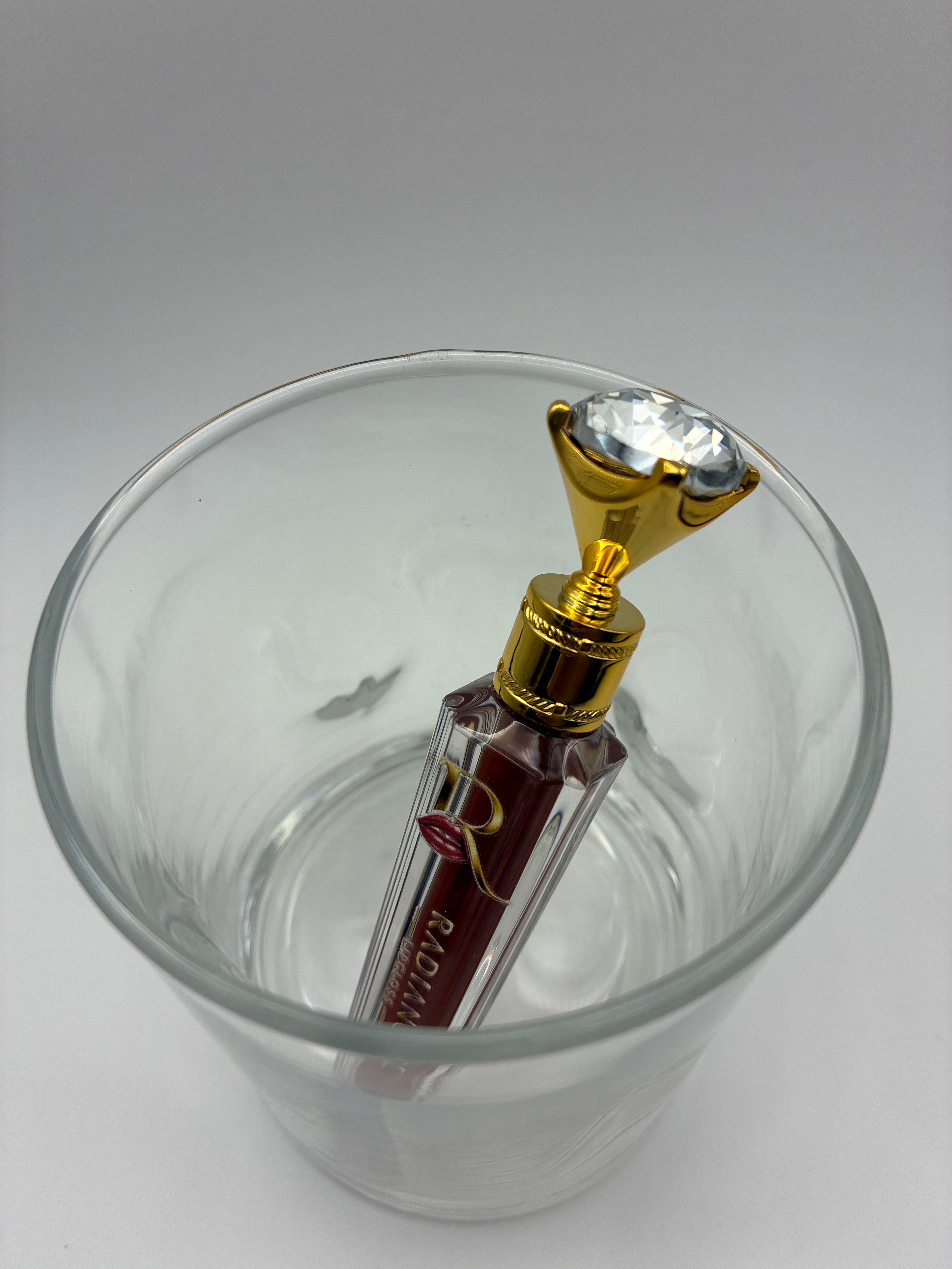 Radiance Signature Gloss-Poise